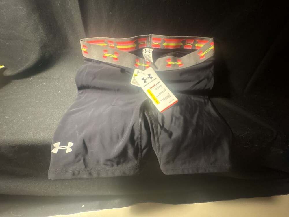 Under Armour Strike Zone Slider Shorts Size MD/M Black Softball Slider